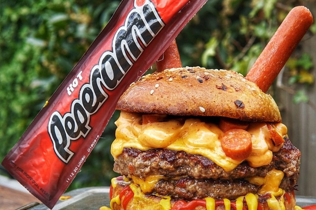 @fat.sam.eats’s Hot Peperami Burger